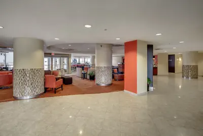 Photo 3 - Courtyard by Marriott Jacksonville Beach Oceanfront