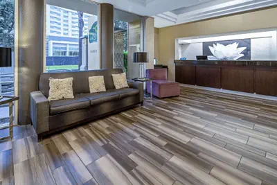 Photo 3 - La Quinta Inn & Suites by Wyndham Anaheim