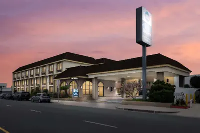 Photo 2 - Best Western Norwalk Inn