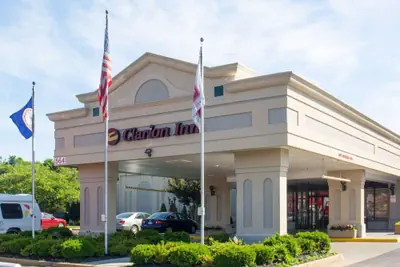 Photo 2 - Clarion Inn Fredericksburg North