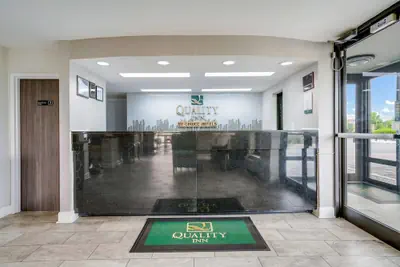 Photo 4 - Quality Inn Greenville near University
