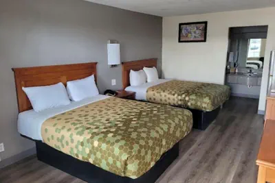 Photo 3 - Econo Lodge Temple