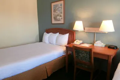 Photo 4 - Americas Best Value Inn Florida Turnpike & I-95