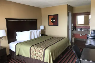 Photo 3 - Days Inn by Wyndham Corpus Christi Beach