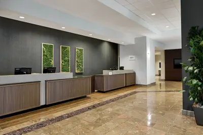 Photo 4 - Courtyard By Marriott Detroit Downtown