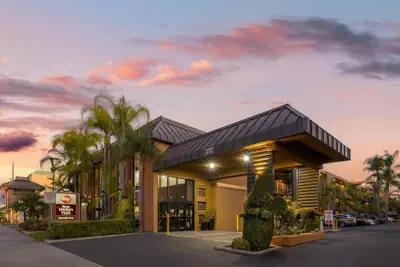 Photo 2 - Best Western Plus Stovall's Inn