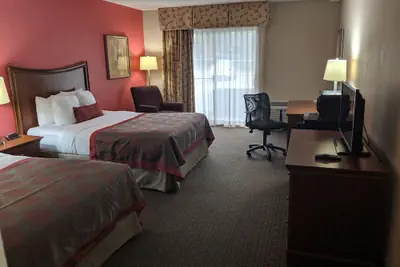 Photo 5 - Ramada by Wyndham Raleigh
