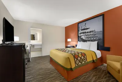 Photo 2 - Super 8 by Wyndham New Orleans