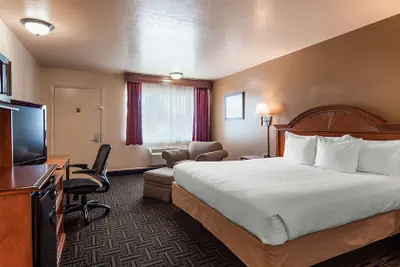 Photo 2 - Best Western Paradise Inn