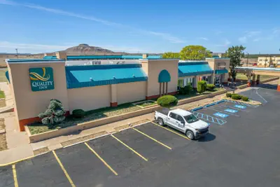 Photo 2 - Quality Inn Tucumcari