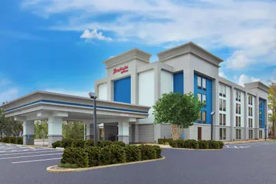 Photo 2 - Hampton Inn Memphis-Poplar