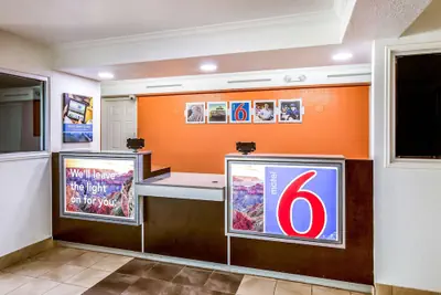 Photo 4 - Motel 6 Euless, TX - DFW West