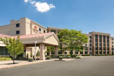 Photo 2 - Crowne Plaza: Philadelphia - King of Prussia by IHG