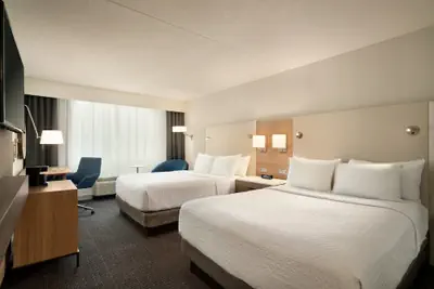 Photo 3 - Crowne Plaza: Philadelphia - King of Prussia by IHG