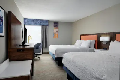 Photo 2 - Hampton Inn Meridian