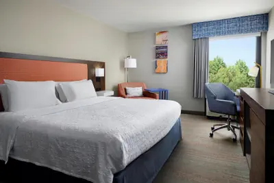 Photo 5 - Hampton Inn Meridian