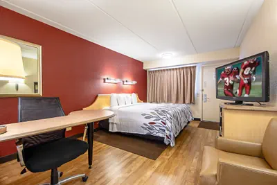 Photo 4 - Red Roof Inn St Clairsville - Wheeling West