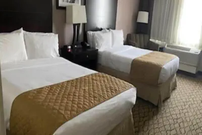 Photo 3 - Executive Inn - Fort Lee