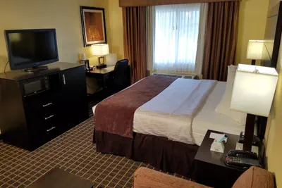 Photo 5 - Quality Inn & Suites Morgantown - University Area