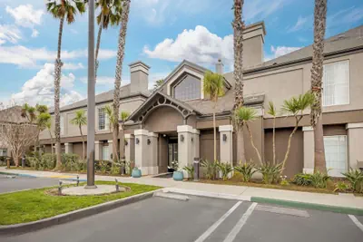 Photo 2 - Sonesta ES Suites Torrance Redondo Beach