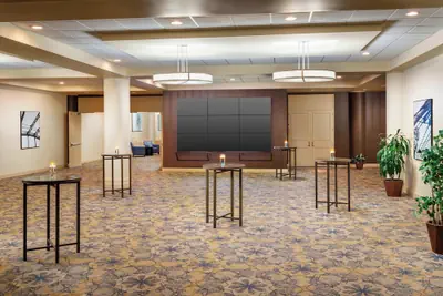 Photo 4 - Sheraton Baltimore North Hotel