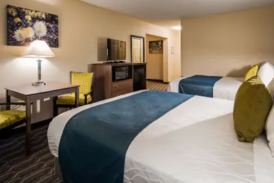 Photo 4 - Best Western Plus Yadkin Valley Inn & Suites