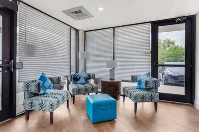 Photo 3 - Clarion Pointe Morrow - Atlanta South