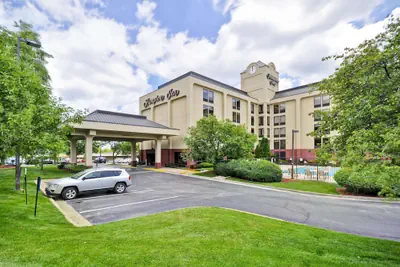 Photo 2 - Hampton Inn Kansas City/Overland Park