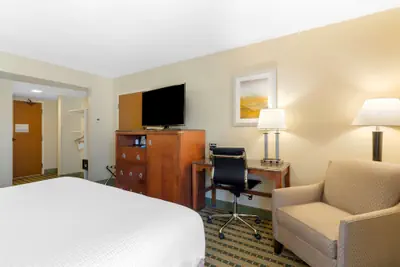 Photo 5 - Best Western North Roanoke