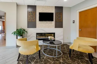 Photo 4 - Best Western North Roanoke