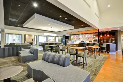 Photo 2 - Courtyard by Marriott Dallas Medical/Market Center