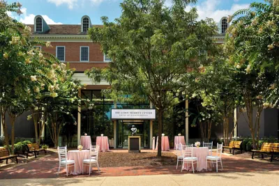 Photo 4 - College Park Marriott Hotel & Conference Center