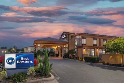 Photo 2 - Best Western Aspen Hotel