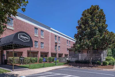 Photo 2 - Hampton Inn Lexington-Historic District