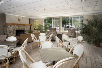 Photo 2 - Hilltop Inn by Riversage