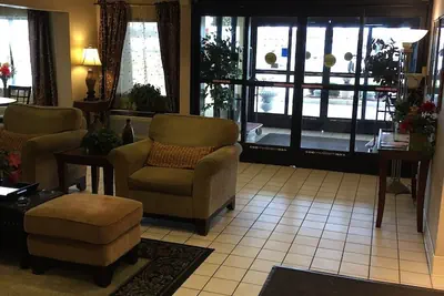 Photo 2 - Baymont by Wyndham Paducah