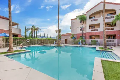Photo 2 - Hilton Vacation Club Varsity Club Tucson