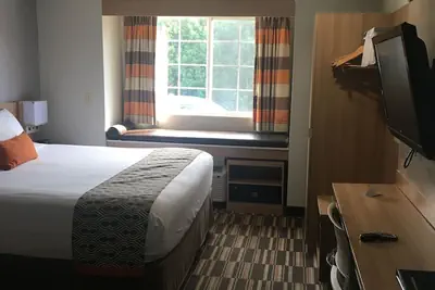 Photo 5 - Microtel Inn & Suites by Wyndham Florence