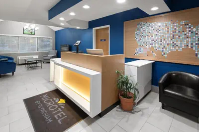 Photo 4 - Microtel Inn & Suites by Wyndham Sioux Falls
