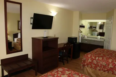 Photo 5 - Jameson Inn Perry
