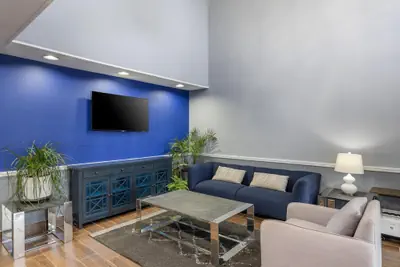 Photo 3 - SureStay Plus Hotel by Best Western Asheboro