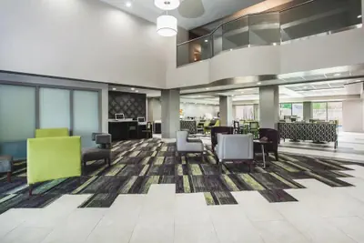 Photo 4 - Comfort Inn & Suites Clearwater South - Pinellas Park