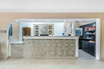 Photo 3 - Comfort Inn & Suites La Grange - Louisville Area