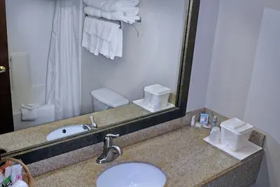Photo 4 - Quality Inn Cedar Park - Austin Northwest