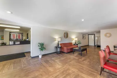 Photo 3 - Extended Stay America Suites Cleveland Middleburg Heights