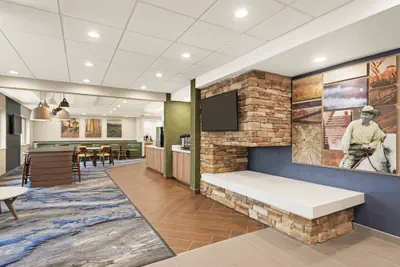 Photo 3 - Fairfield Inn by Marriott Warren Niles
