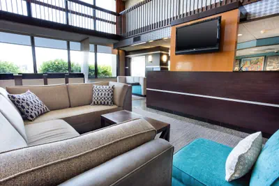 Photo 4 - Drury Inn & Suites Kansas City Airport