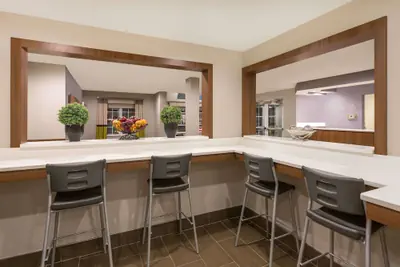 Photo 3 - Microtel Inn & Suites by Wyndham Richmond Airport