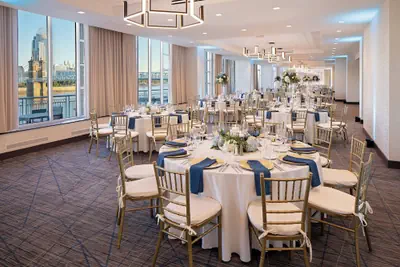 Photo 4 - Cincinnati Marriott at RiverCenter
