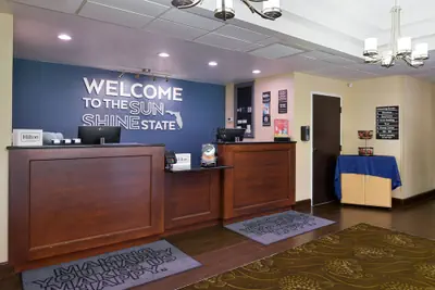 Photo 4 - Hampton Inn Daytona/Ormond Beach